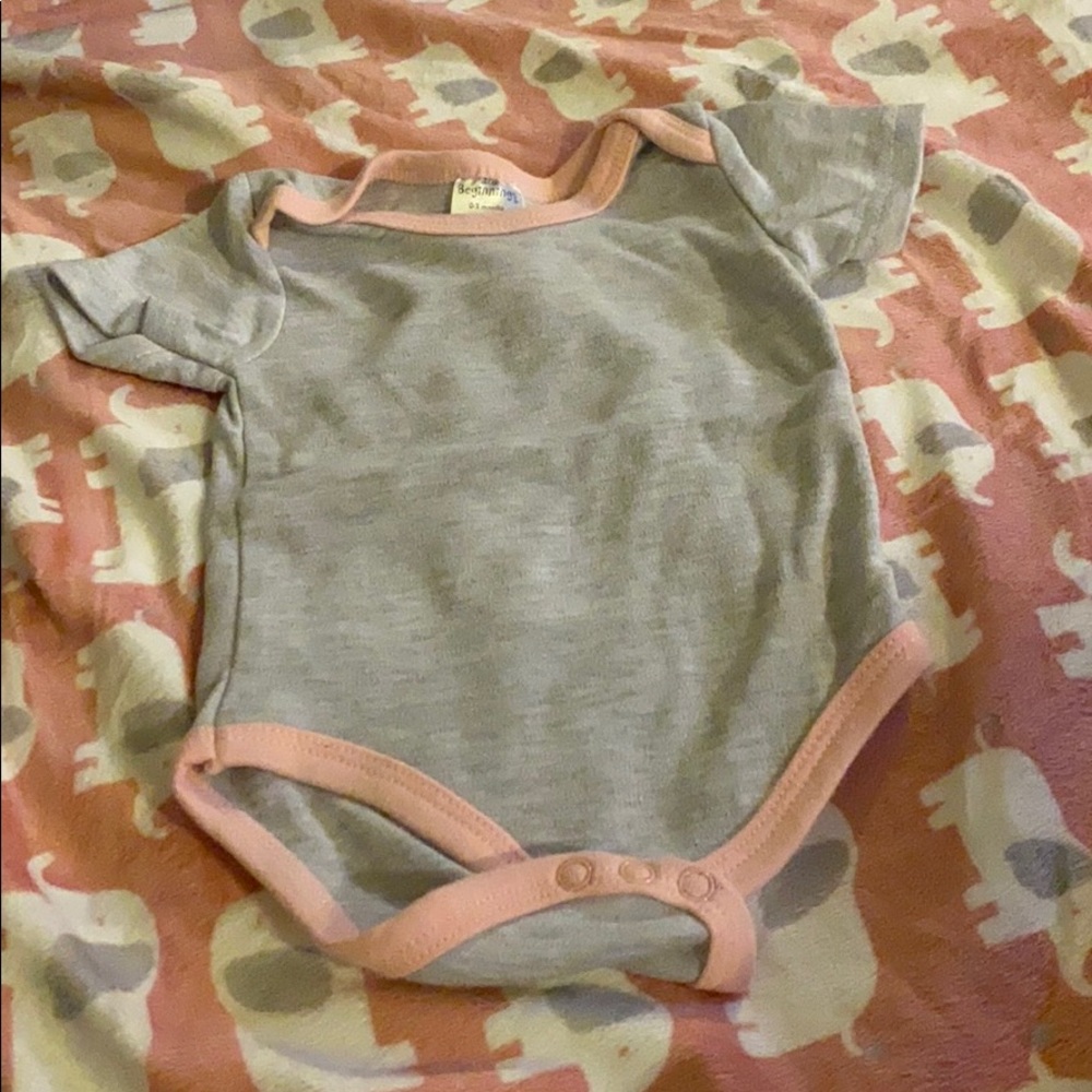Baby girl onesies shirt